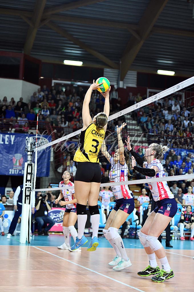 Igor NO-VakifBank Istanbul (10)